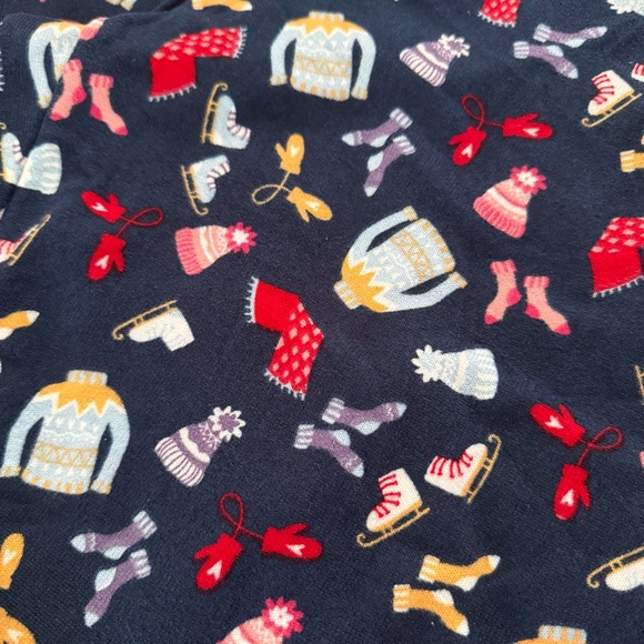 PJ Couture Velour Cozy Winter Theme Ice Skate Pajama Set - Picture 9 of 12